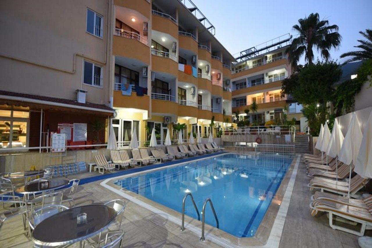 Hotell Muz 2*