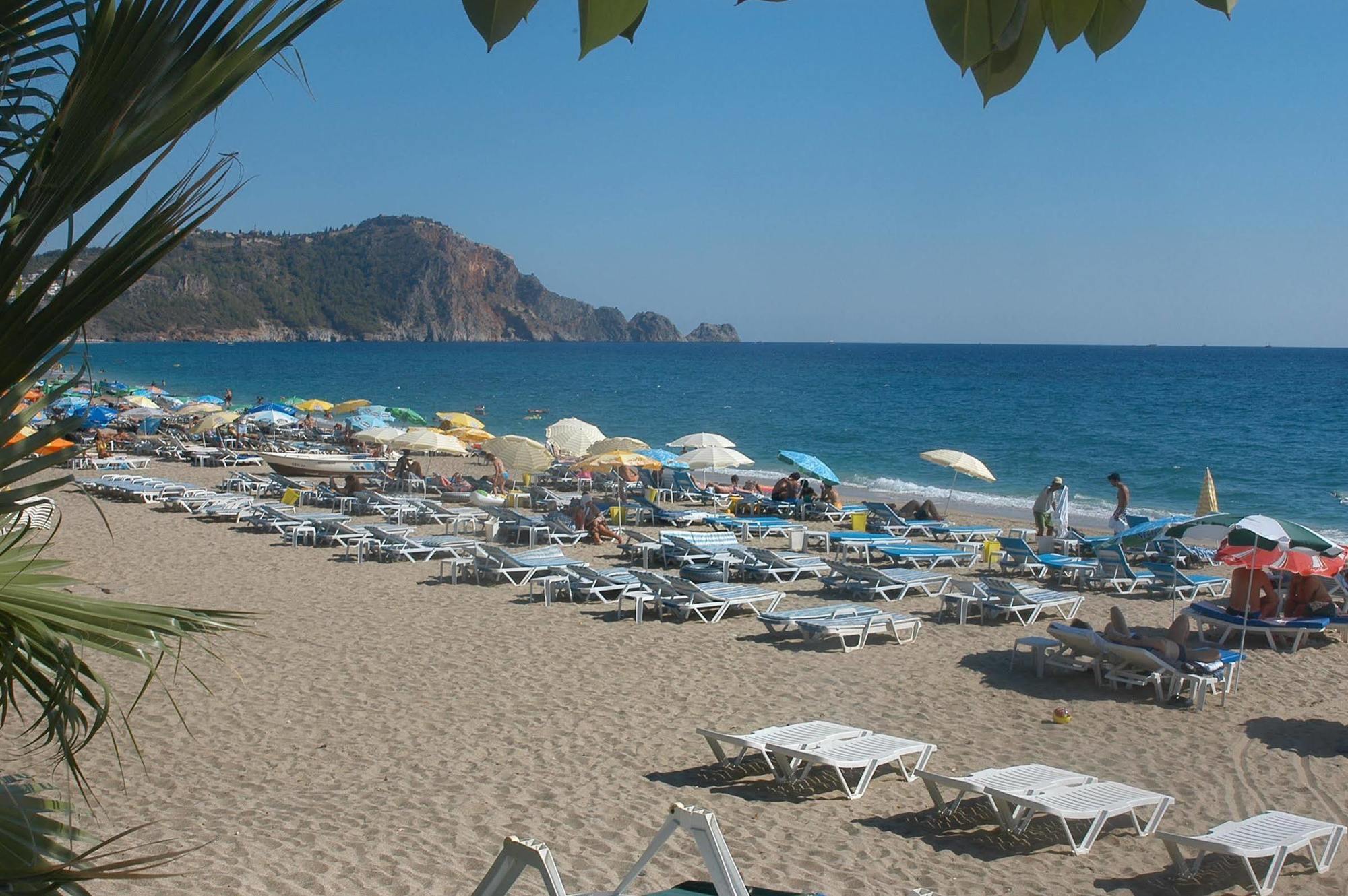 Muz Hotell 2*